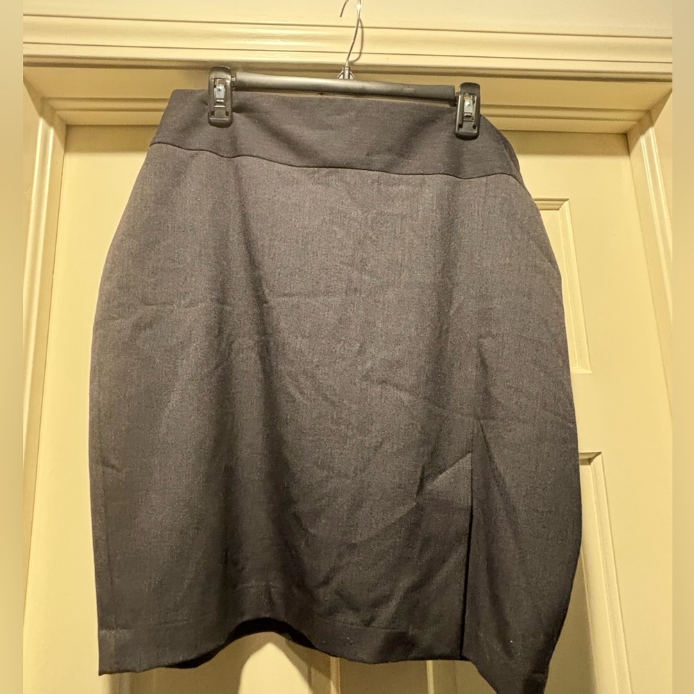 Ladies grey skirt sz 14 from The Limited